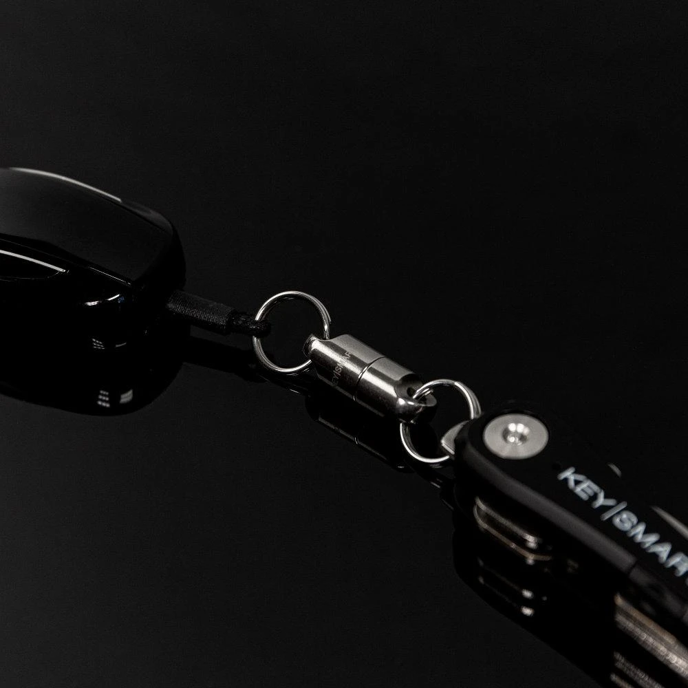 KeySmart MagConnect Titanium Magnetic Quick Disconnect 4 KeySmart MagConnect Titanium Magnetic Quick Disconnect - Image 2