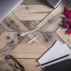 KeySmart Mini Knife -Chefs Knives Store KS815SS KeySmart Mini Knife on Desk