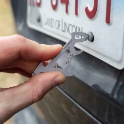 KeySmart AllTul Dino Keychain Multi-tool -Chefs Knives Store KS824 SS DNO Lifestyle PhillipsHead LicensePlate