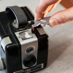 KeySmart AllTul Shark Keychain Multi-tool 14 KeySmart AllTul Shark Keychain Multi-tool -Chefs Knives Store KS824 SS SHK Lifestyle 5