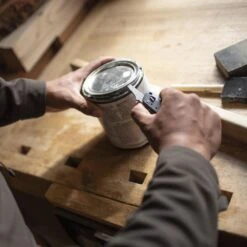 Leatherman FREE K4 Multipurpose Knife -Chefs Knives Store LT832664 Leatherman Free K4 Pry Tool in Use