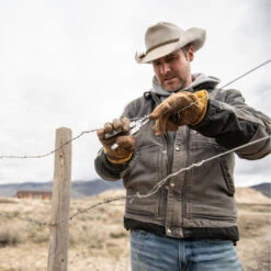 Leatherman Bond Multi-tool With Black Nylon Sheath 20 Leatherman Bond Multi-tool With Black Nylon Sheath -Chefs Knives Store LT832934 Leatherman Bond Multi Tool Pliers