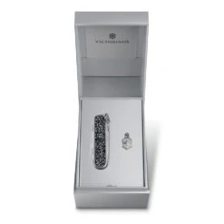 Victorinox Crystal Classic SD Brilliant Swiss Army Knife -Chefs Knives Store SA0622190P1x1000