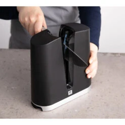 V-Edge Knife Sharpener By Zwilling J.A. Henckels -Chefs Knives Store ZH32605 000 in Use