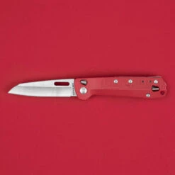 Leatherman FREE K2 Multipurpose Knife, Crimson -Chefs Knives Store free k2 crimsonLT832889 Leatherman Free K2 Crimson on Crimson