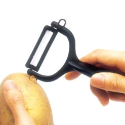 Kyocera Horizontal Ceramic Y Peeler 11 Kyocera Horizontal Ceramic Y Peeler -Chefs Knives Store kccp10nbkx750 6