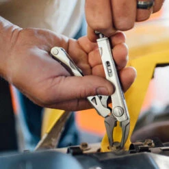 Leatherman Crunch Multi-Tool With Nylon Sheath -Chefs Knives Store lt68010201k lifestyle2 x1000 d19bb5dc 5e50 46be 8058 a1bc84b4a599