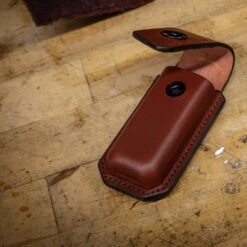 Leatherman Ainsworth Leather Belt Sheath, Medium -Chefs Knives Store lt834935 openonworkbench x1000 54ce199c 29c5 4c63 ac14 4ee8ab30170f