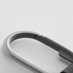 Orbitkey Clip 10 Orbitkey Clip -Chefs Knives Store okclpl closeupcarabiner x1000 924c7ab3 13ba 47e1 80ad 3484e1981143