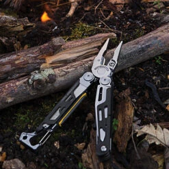 Leatherman Signal Multi-Tool With Nylon Sheath -Chefs Knives Store signalbeautyshotx1000